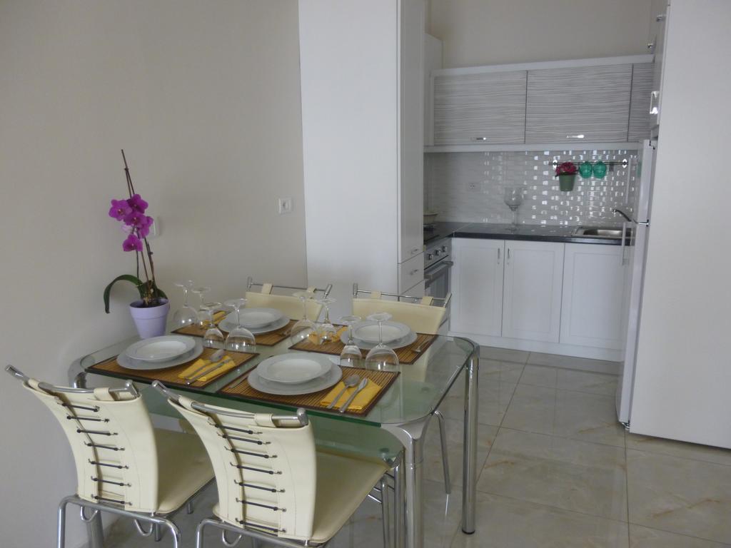 Amarilis Luxury Apartment Sarandë Habitación foto